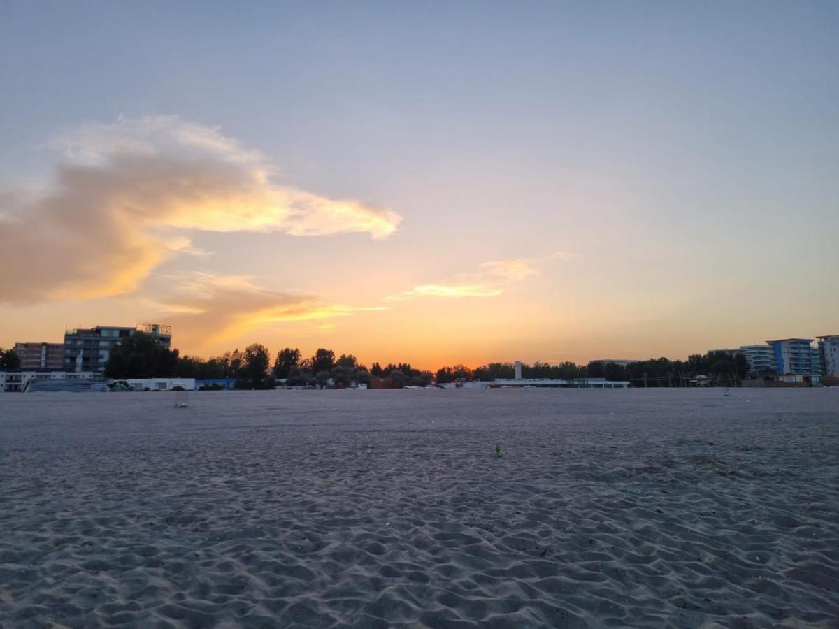 Your Escape To The And Apartment Mamaia