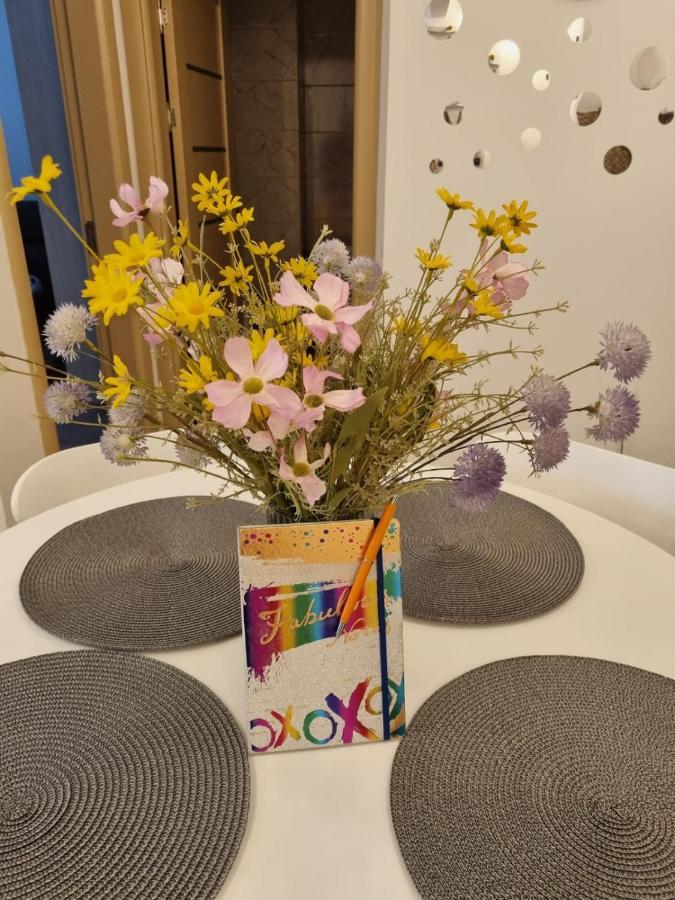 Your Escape To The And Apartment Mamaia