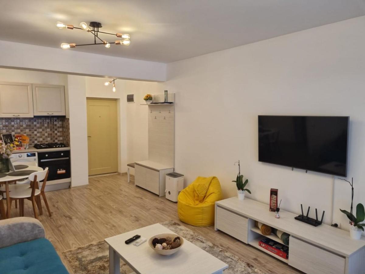 Your Escape To The And Mamaia