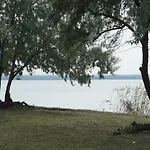 Your Escape To The Lake And Beach